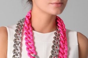 Collares de cadena DIY en flúor