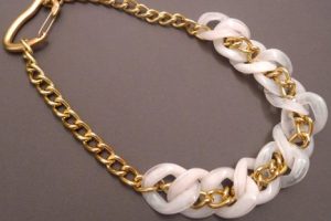 Cómo hacer collares paso a paso; eslabones